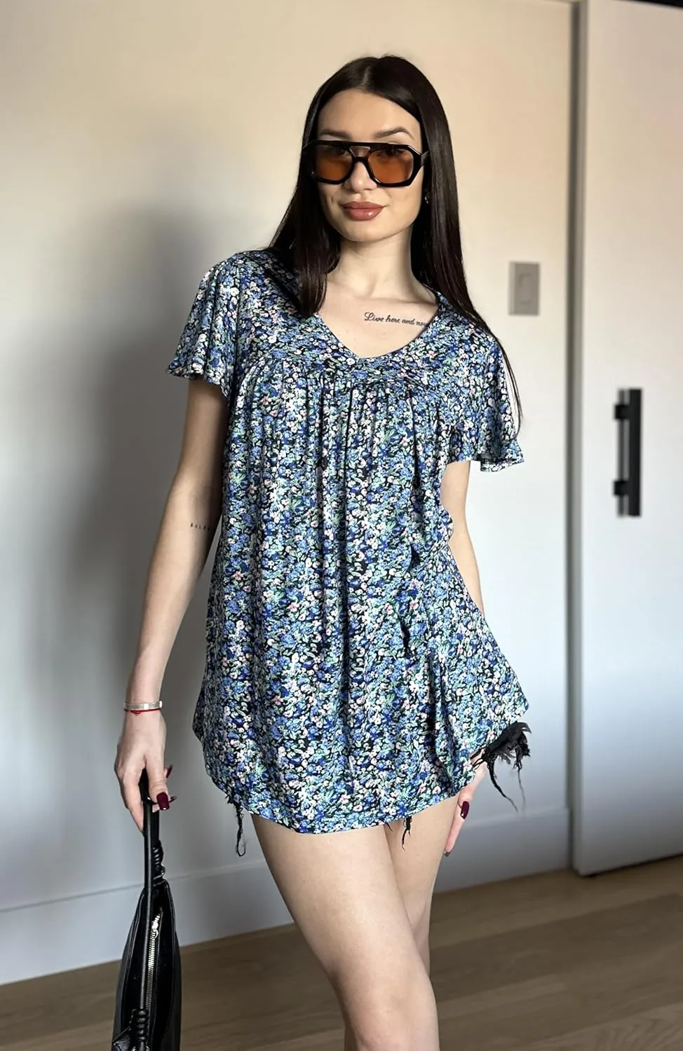 HOTOUCH Womens Short Sleeve Tunic Tops V Neck Loose Fit Ruffle Sleeve Shirts Summer Floral Dressy Casual Boho Blouses
